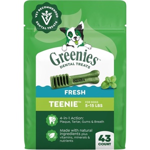 Greenies Teenie Natural Dental Dog Treats, Fresh Mint Flavor, 43 Count | Veterinarian-recommended, for dogs 5-15 lbs, cleans teeth, freshens breath, promotes oral health, 12 oz. Pack(Mint)