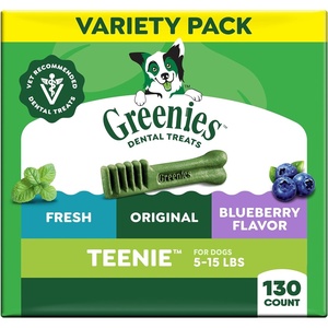 Greenies Teenie Natural Dental Dog Treats, Fresh Mint Flavor, 43 Count | Veterinarian-recommended, for dogs 5-15 lbs, cleans teeth, freshens breath, promotes oral health, 12 oz. Pack(Original  Blueberry  & Mint Variety Pack)